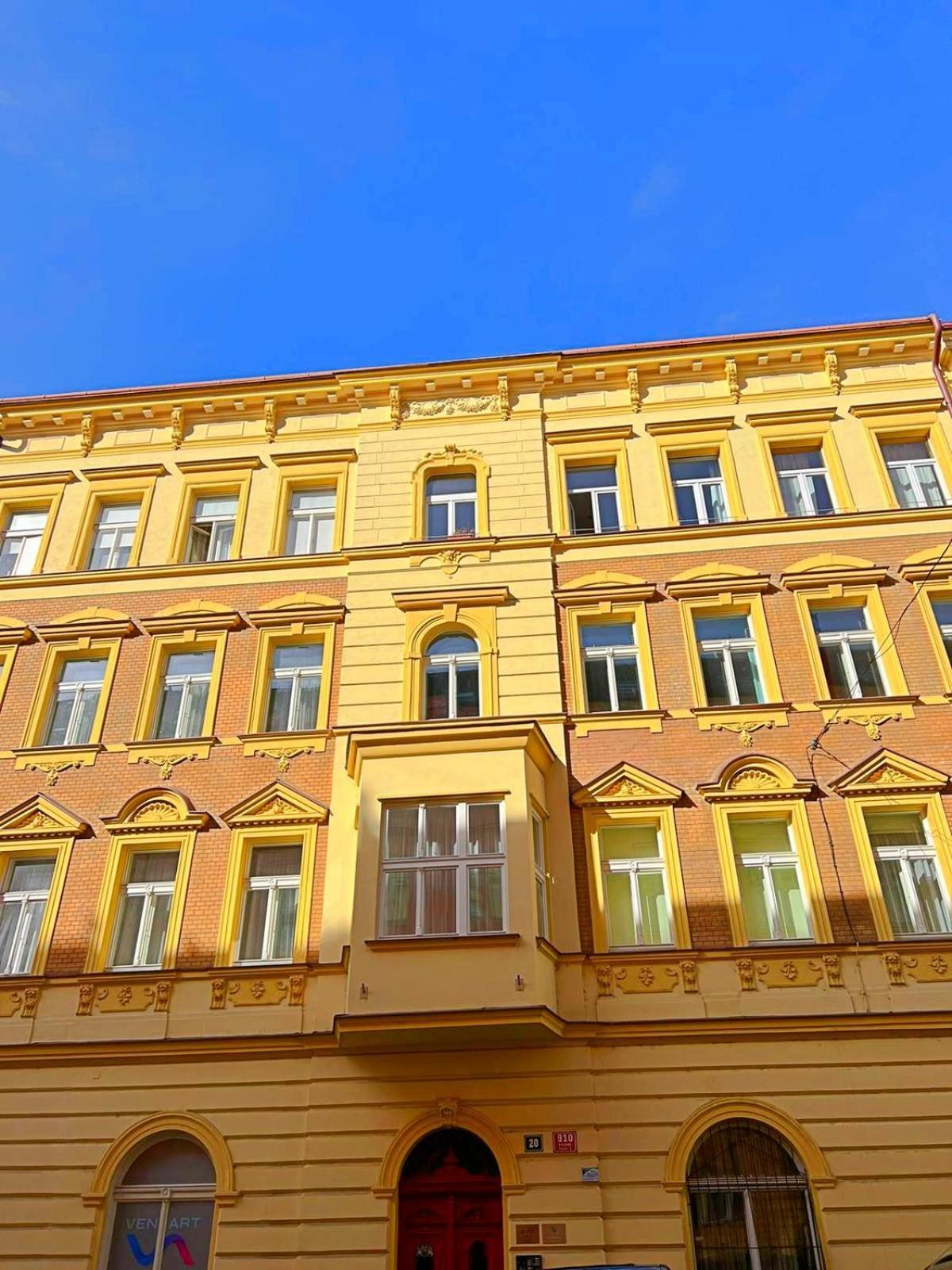 Mezonetovy Apartman V Centru Prague Ngoại thất bức ảnh