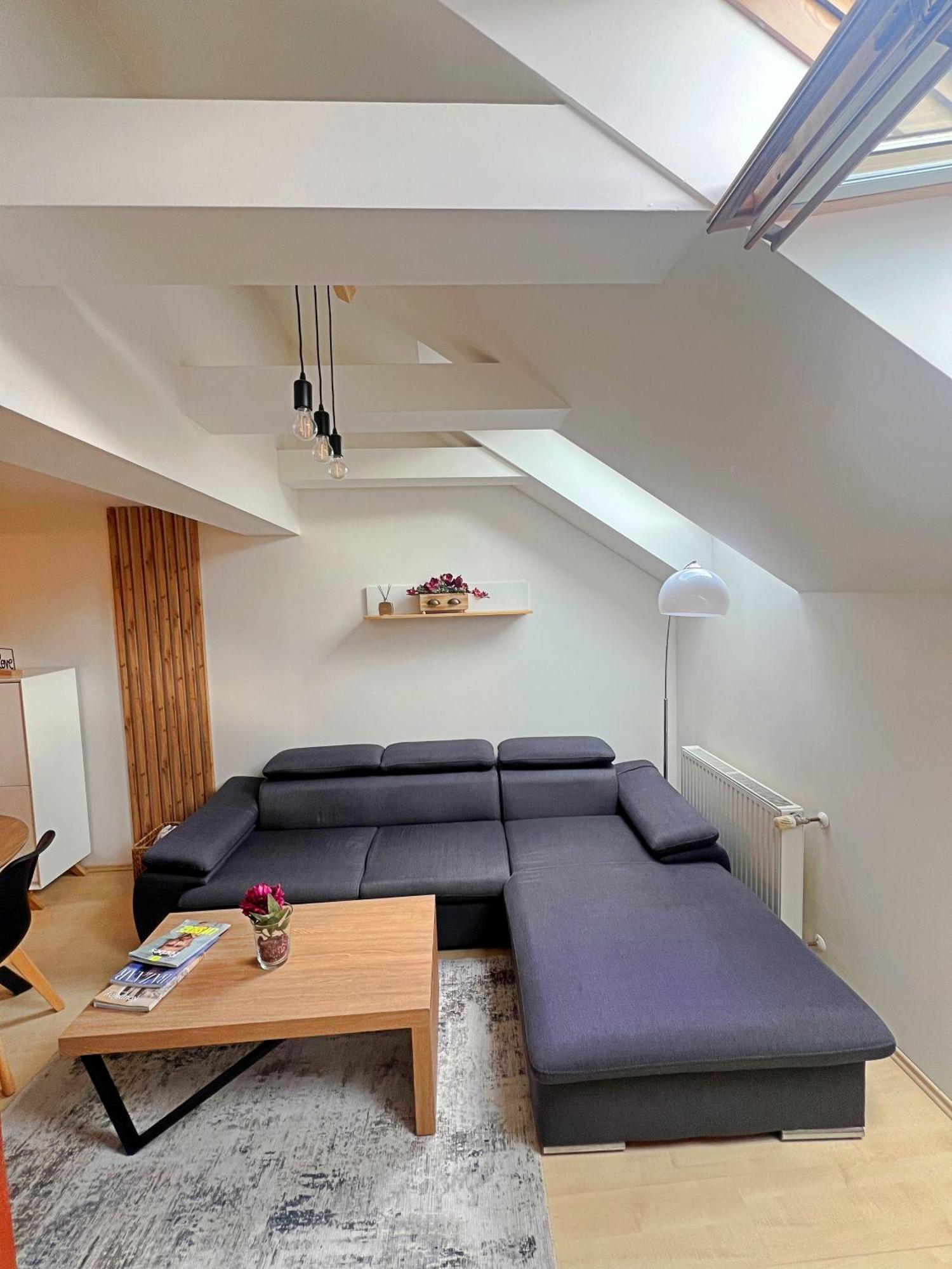 Mezonetovy Apartman V Centru Prague Ngoại thất bức ảnh